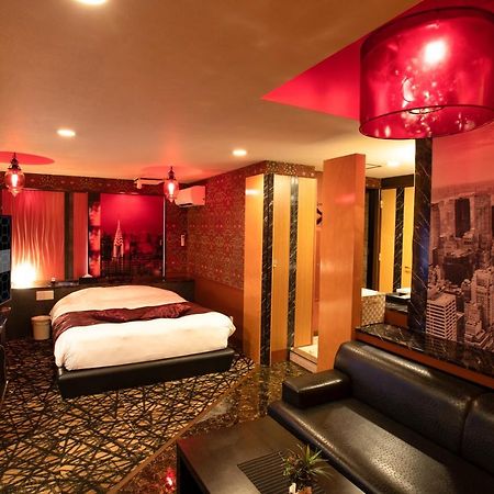 Hotel Apricot (Adults Only) Hiroshima Bagian luar foto