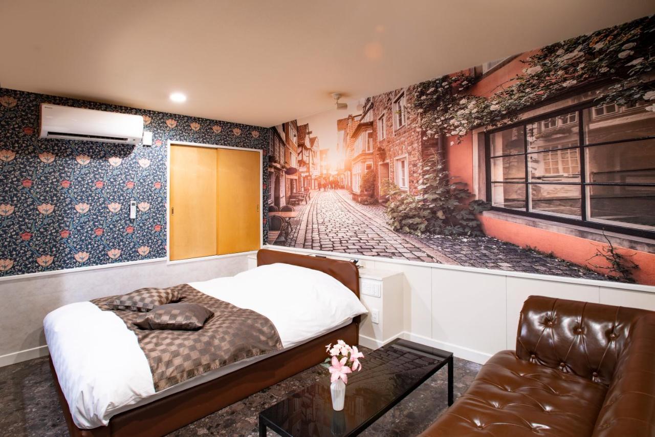 Hotel Apricot (Adults Only) Hiroshima Bagian luar foto